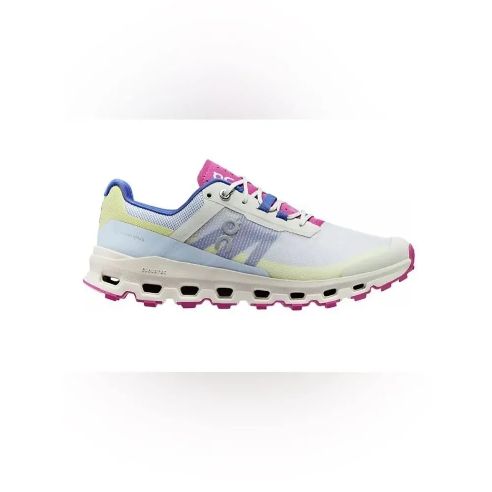 ON CLOUDVISTA multicolored lace up shoes sneakers women’s 9.5 Preowned